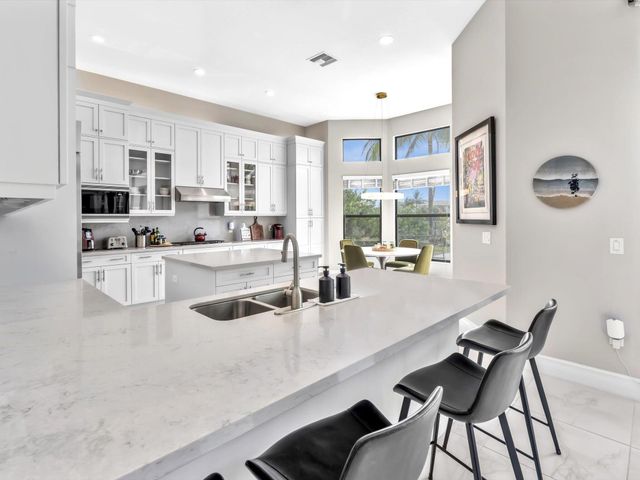 16732 Strasbourg Lane, Delray Beach, FL 33446