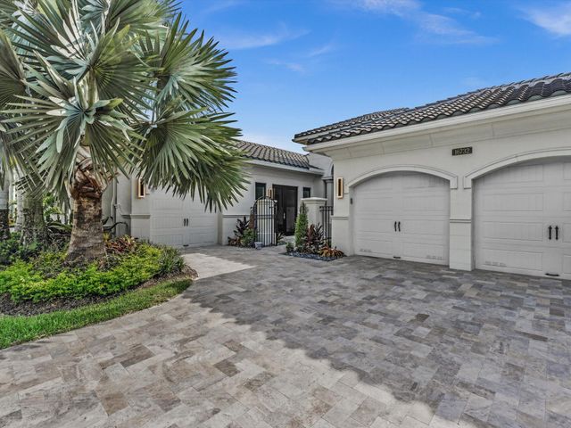 16732 Strasbourg Lane, Delray Beach, FL 33446