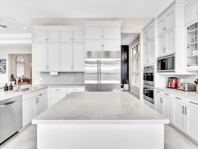 16732 Strasbourg Lane, Delray Beach, FL 33446