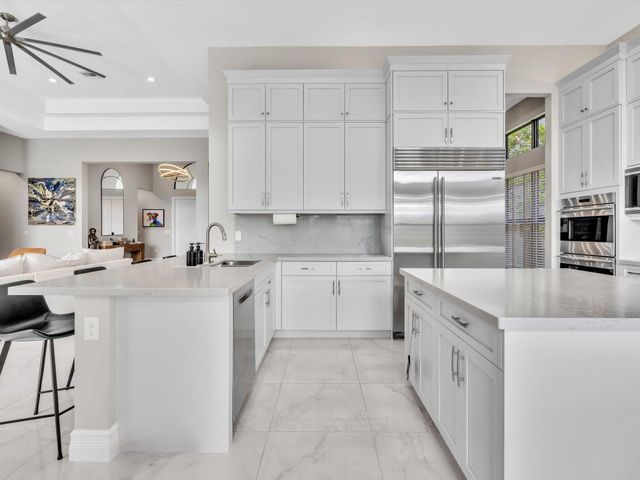 16732 Strasbourg Lane, Delray Beach, FL 33446