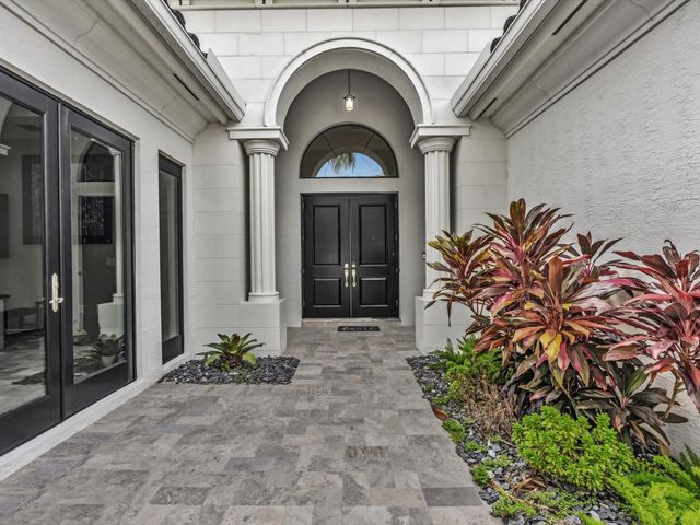 16732 Strasbourg Lane, Delray Beach, FL 33446