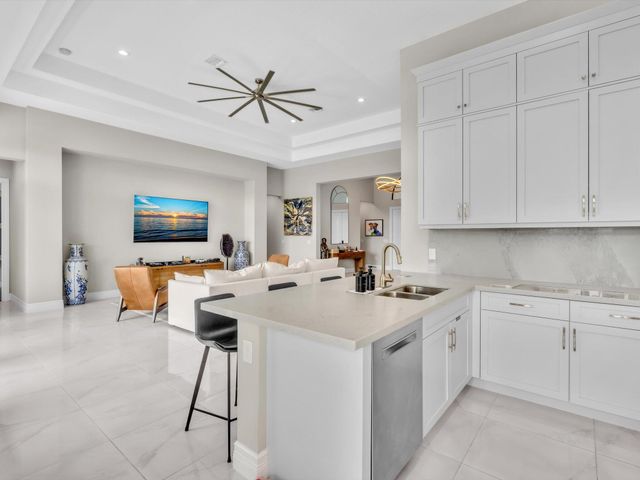 16732 Strasbourg Lane, Delray Beach, FL 33446
