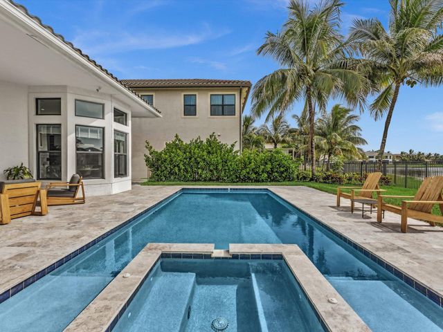 16732 Strasbourg Lane, Delray Beach, FL 33446