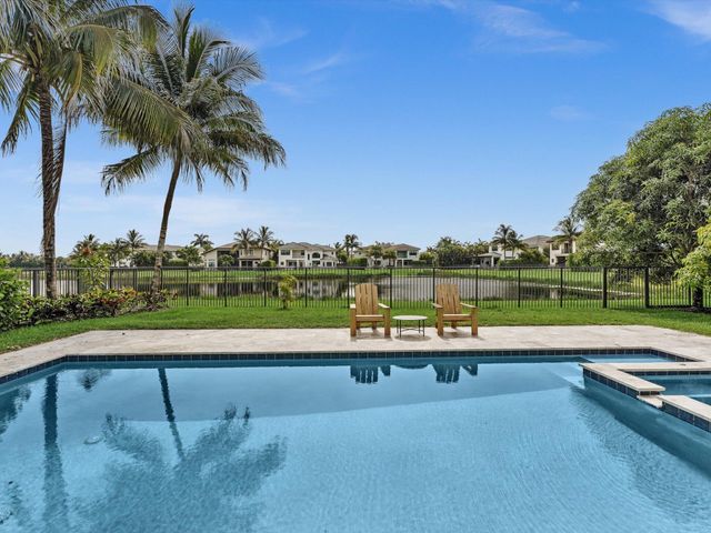 16732 Strasbourg Lane, Delray Beach, FL 33446