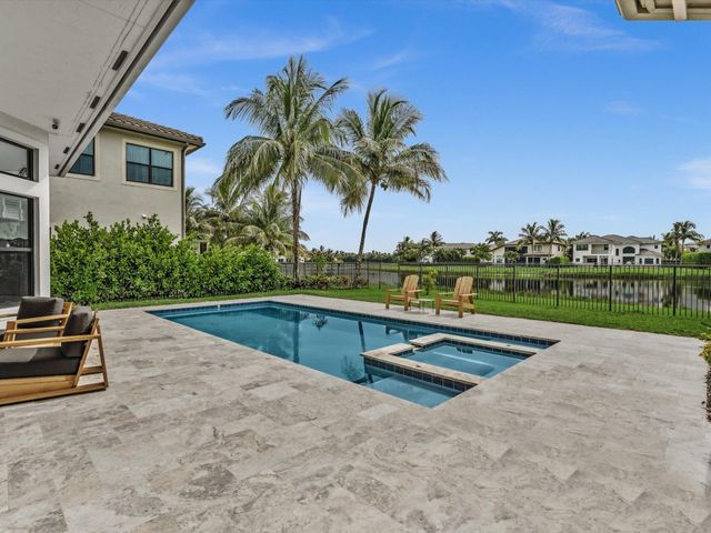 16732 Strasbourg Lane, Delray Beach, FL 33446