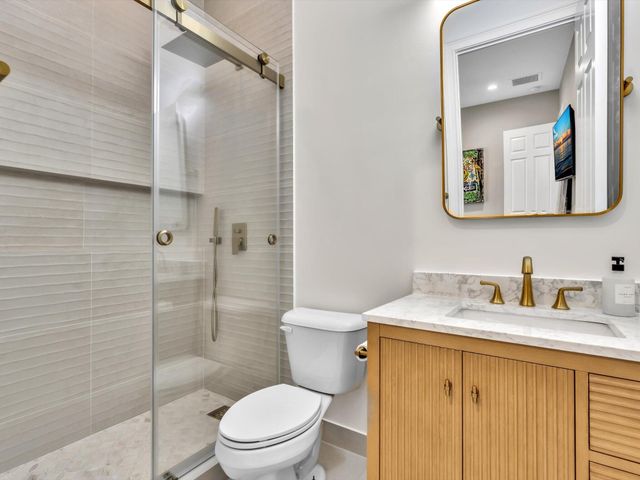 16732 Strasbourg Lane, Delray Beach, FL 33446