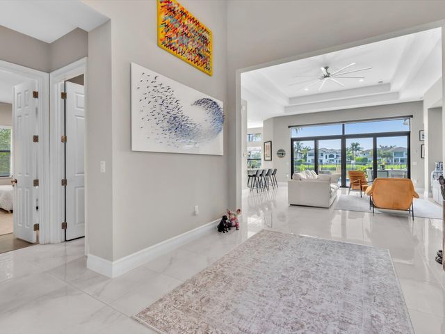 16732 Strasbourg Lane, Delray Beach, FL 33446