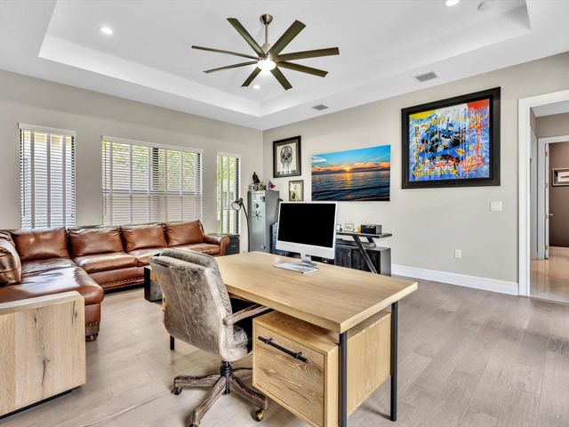 16732 Strasbourg Lane, Delray Beach, FL 33446