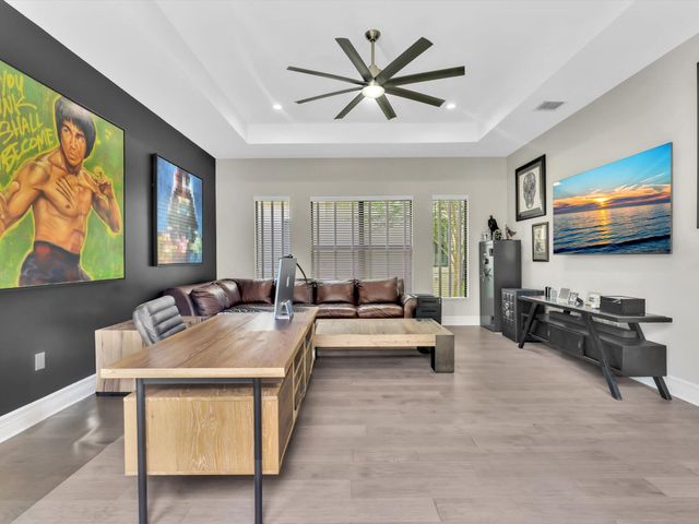16732 Strasbourg Lane, Delray Beach, FL 33446