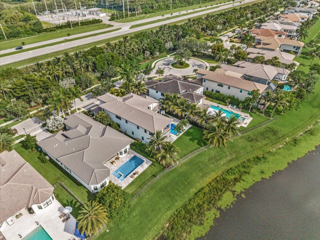 16732 Strasbourg Lane, Delray Beach, FL 33446
