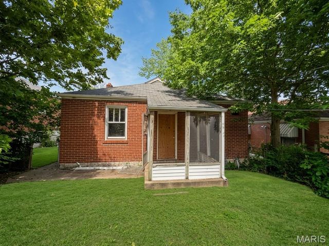 2618 Avie Drive, Jennings, MO 63136