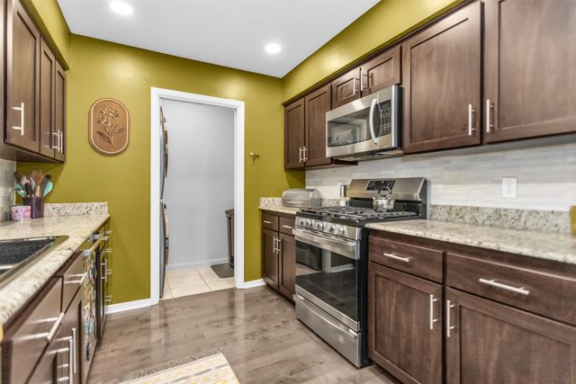 9744 Wisterwood Drive, Dallas, TX 75238
