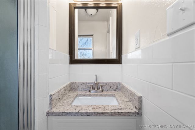 196 Frances Street, Healdton, OK 73438