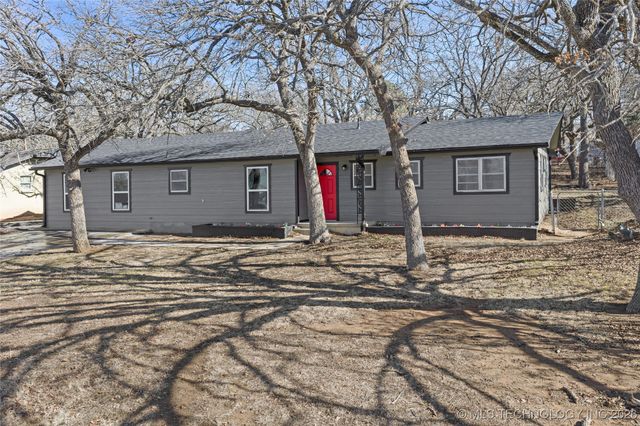 196 Frances Street, Healdton, OK 73438