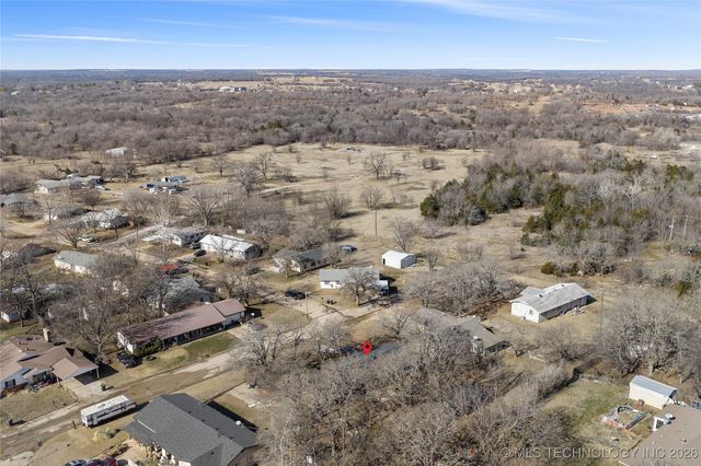 196 Frances Street, Healdton, OK 73438