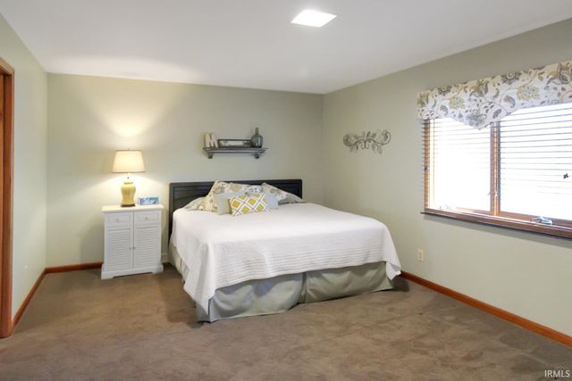 2720 E 250 S, Princeton, IN 47670