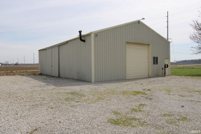 2720 E 250 S, Princeton, IN 47670
