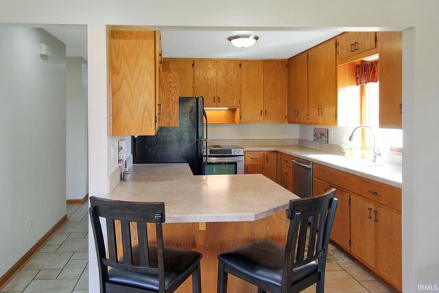 2720 E 250 S, Princeton, IN 47670