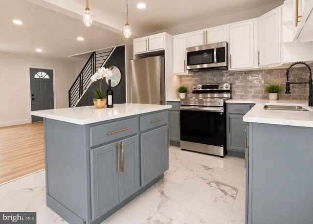 9 BONNIE LN, Willingboro, NJ 08046
