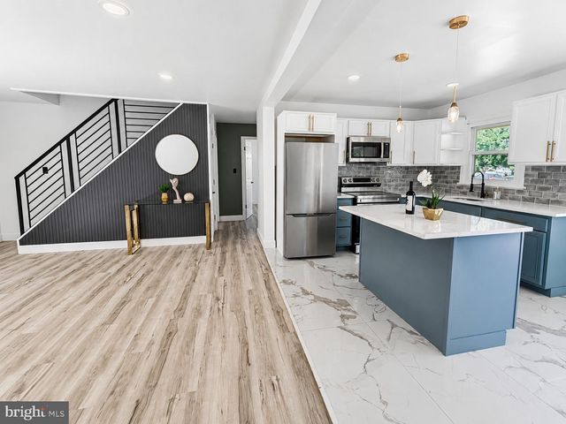 9 BONNIE LN, Willingboro, NJ 08046