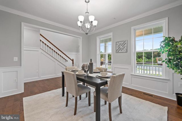 9 CANDLEBERRY DR, La Plata, MD 20646