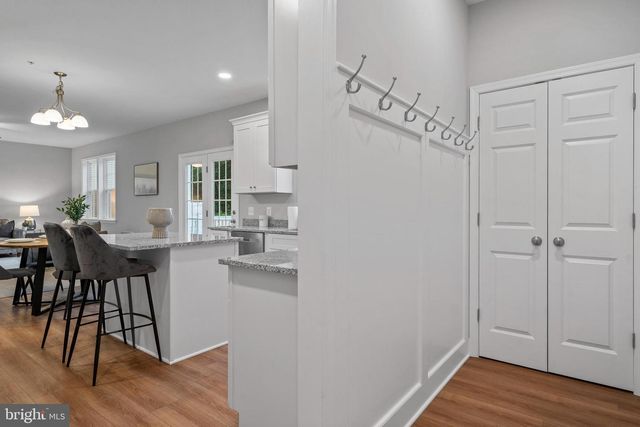 9 CANDLEBERRY DR, La Plata, MD 20646