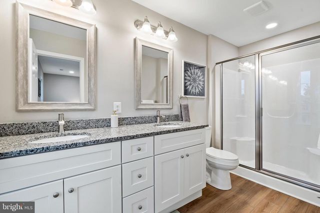 9 CANDLEBERRY DR, La Plata, MD 20646