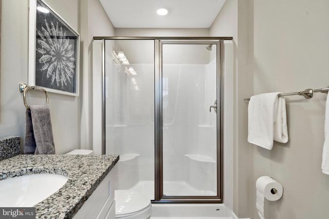 9 CANDLEBERRY DR, La Plata, MD 20646