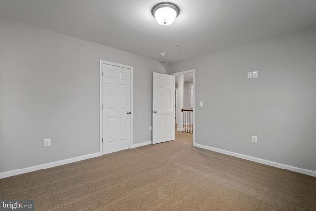 9 CANDLEBERRY DR, La Plata, MD 20646