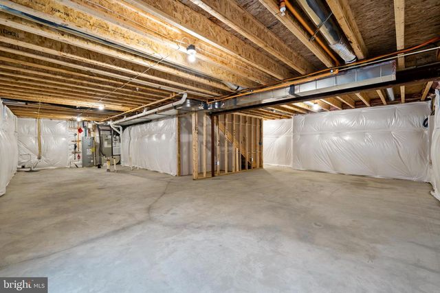9 CANDLEBERRY DR, La Plata, MD 20646