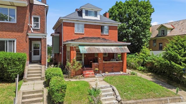 323 Birmingham Ave, Carrick, PA 15210