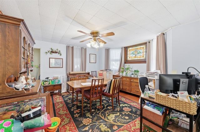 323 Birmingham Ave, Carrick, PA 15210