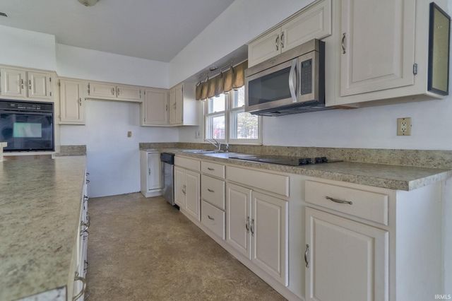 107 N Wabash Avenue, Evansville, IN 47712