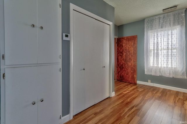 107 N Wabash Avenue, Evansville, IN 47712