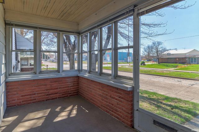 107 N Wabash Avenue, Evansville, IN 47712