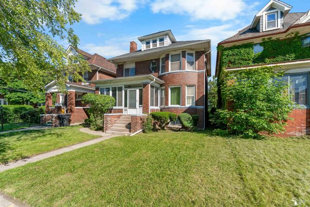 4392 Pacific Street, Detroit, MI 48204