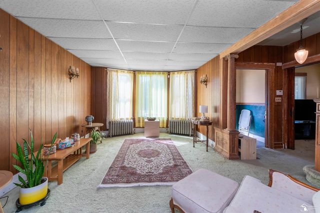 4392 Pacific Street, Detroit, MI 48204