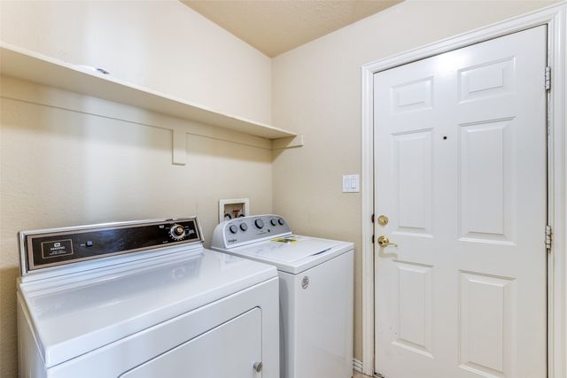 305 Parkhurst Lane, Allen, TX 75013