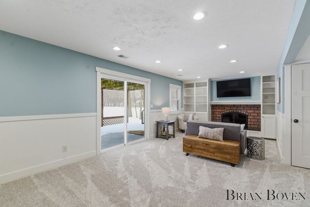 9800 10 Mile Road Ne, Oakfield Twp, MI 49341