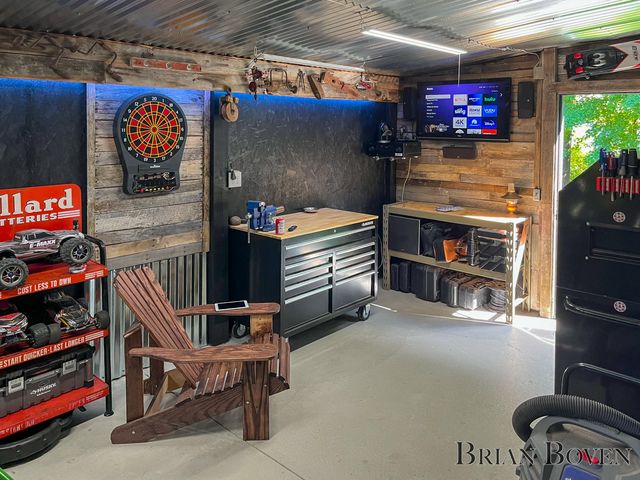 9800 10 Mile Road Ne, Oakfield Twp, MI 49341