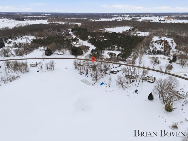 9800 10 Mile Road Ne, Oakfield Twp, MI 49341