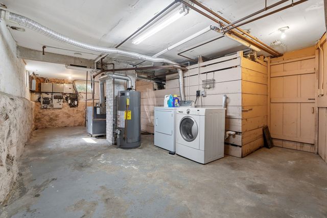 73 Highland St 4, Waltham, MA 02453