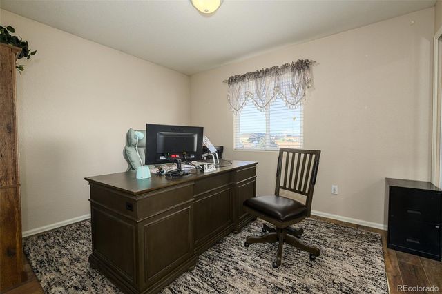 758 E Woodleaf Drive, Pueblo, CO 81007