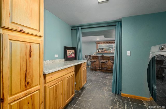 758 E Woodleaf Drive, Pueblo, CO 81007