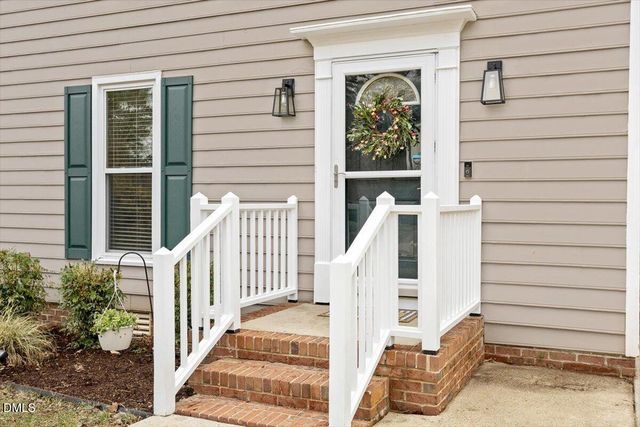 203 Mainsail Drive, Cary, NC 27511