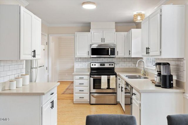 203 Mainsail Drive, Cary, NC 27511