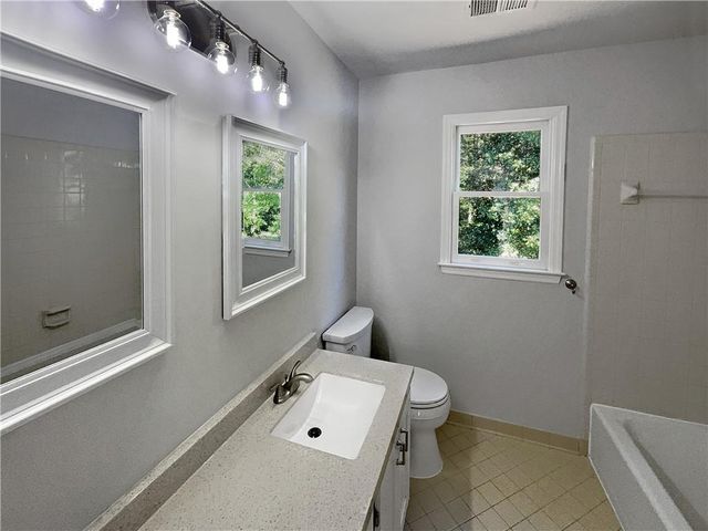 3526 W Hampton Drive NW, Marietta, GA 30064