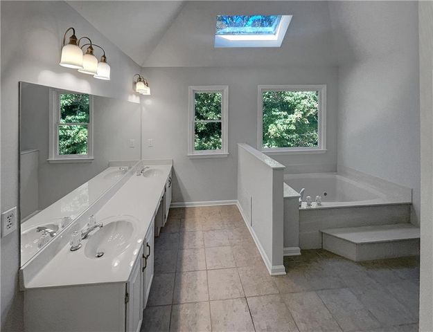 3526 W Hampton Drive NW, Marietta, GA 30064