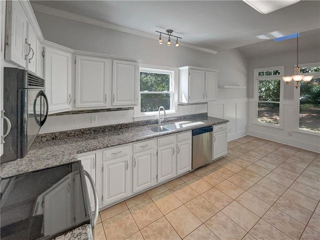 3526 W Hampton Drive NW, Marietta, GA 30064