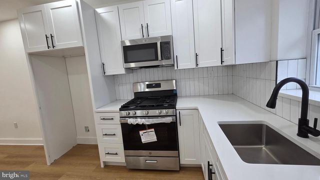 1225 E CHELTENHAM AVE, Philadelphia, PA 19124